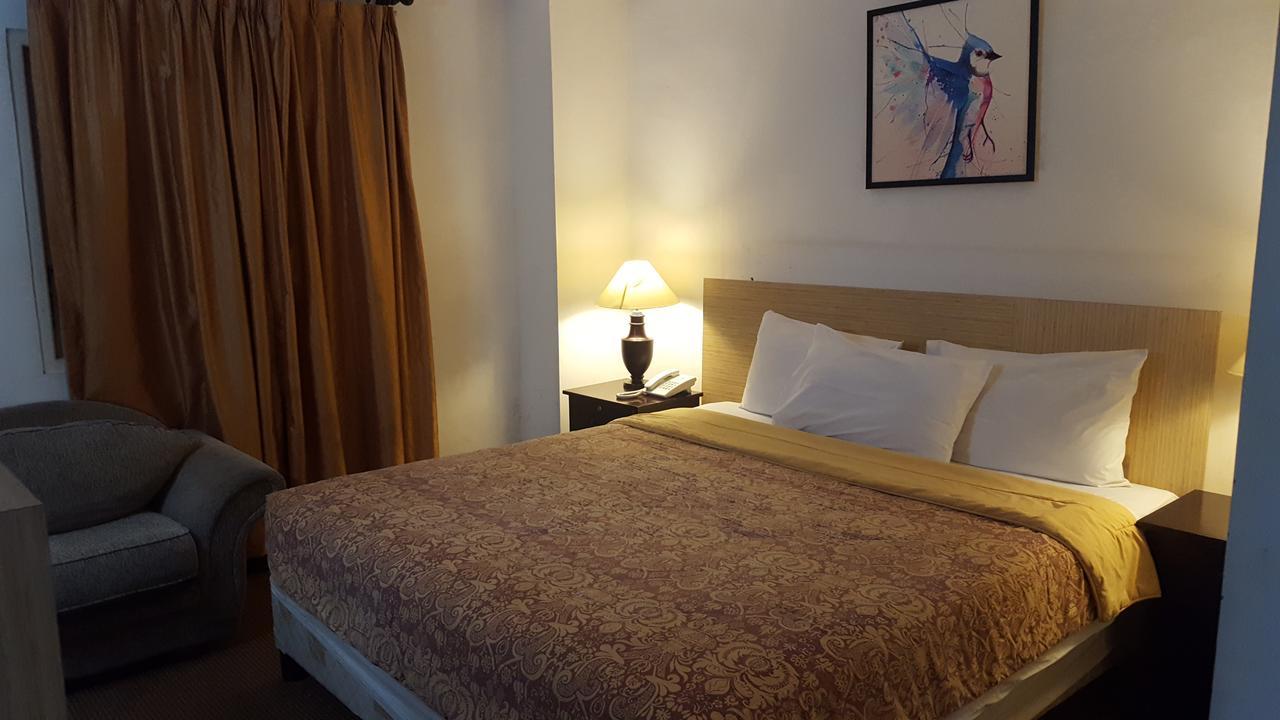 Grand Tembaga Hotel Timika Eksteriør bilde