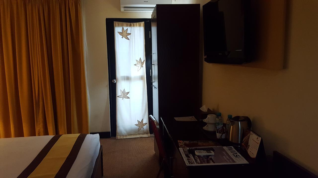 Grand Tembaga Hotel Timika Eksteriør bilde