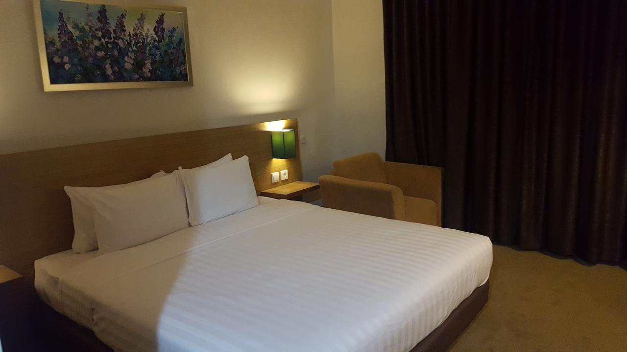 Grand Tembaga Hotel Timika Eksteriør bilde